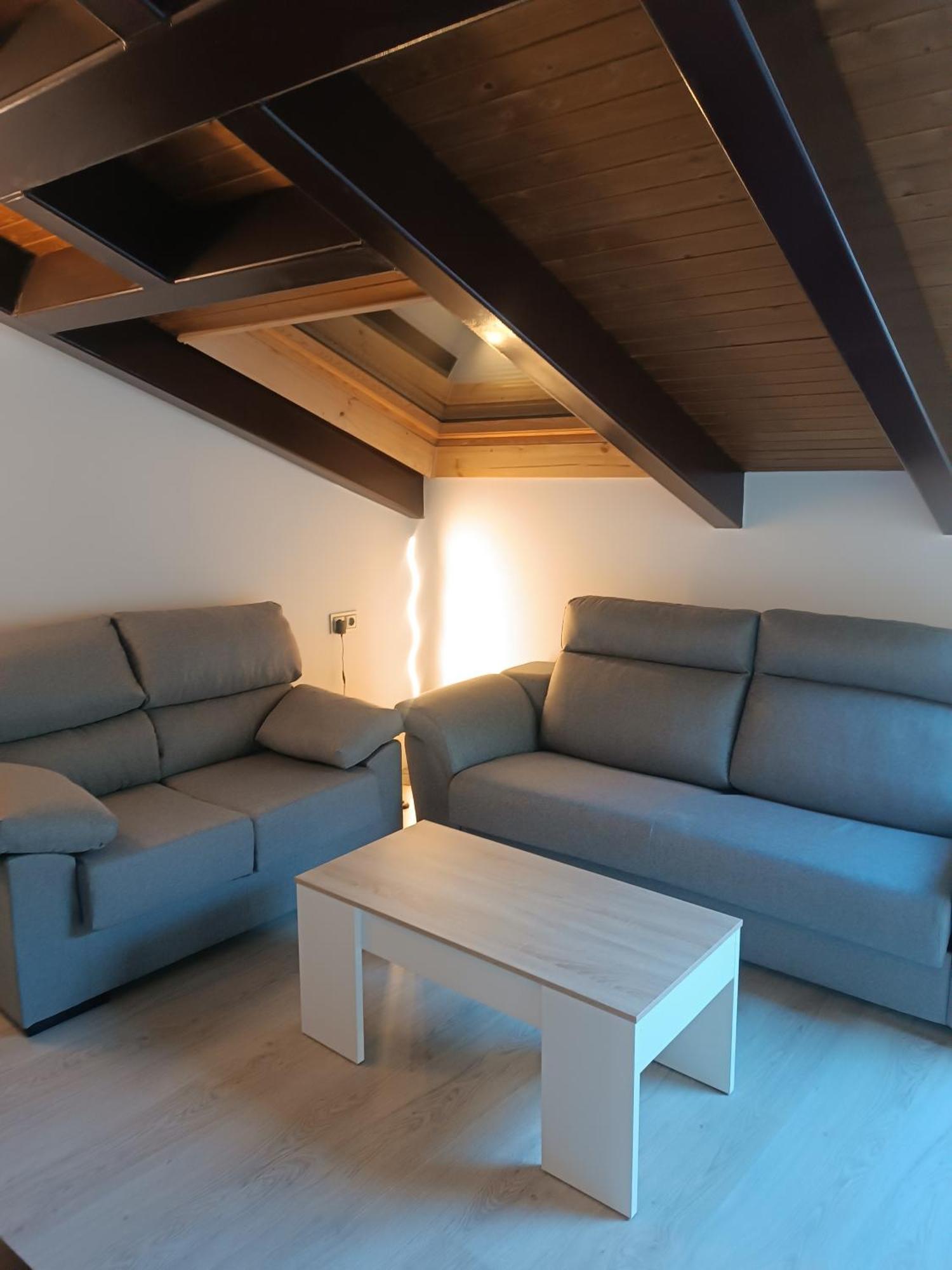Apartamentos Turisticos Avila Puerta De La Santa 2-1 מראה חיצוני תמונה