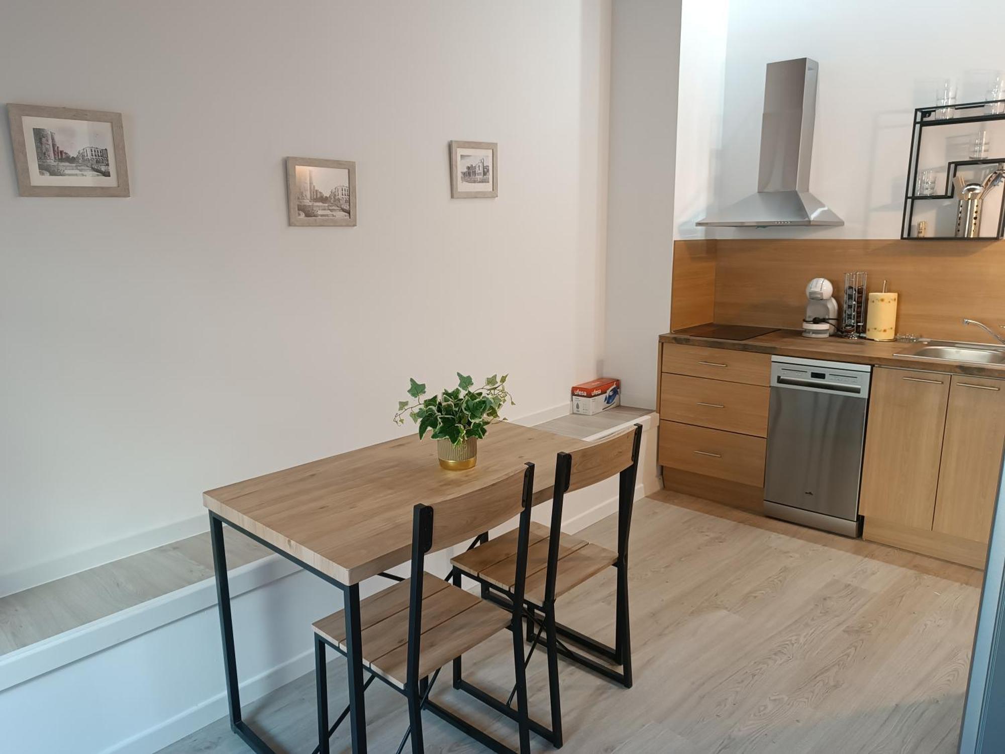 Apartamentos Turisticos Avila Puerta De La Santa 2-1 מראה חיצוני תמונה
